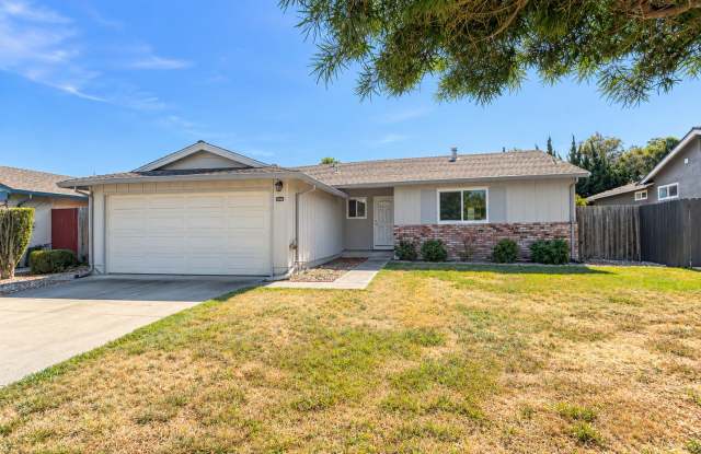 32456 Darlene Way, Union City, CA 94587 - 3 Bedroom 2 Bathroom home with Large Backyard? Move-In Ready Gallery 3