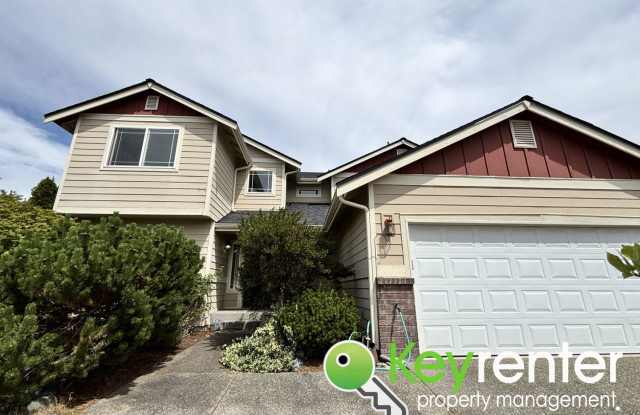 Newly Updated 5-Bedroom Home in Quiet Spanaway Neighborhood! photos photos
