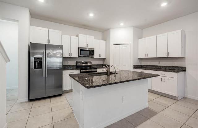 4607 TUSCAN LOON Drive Gallery 4