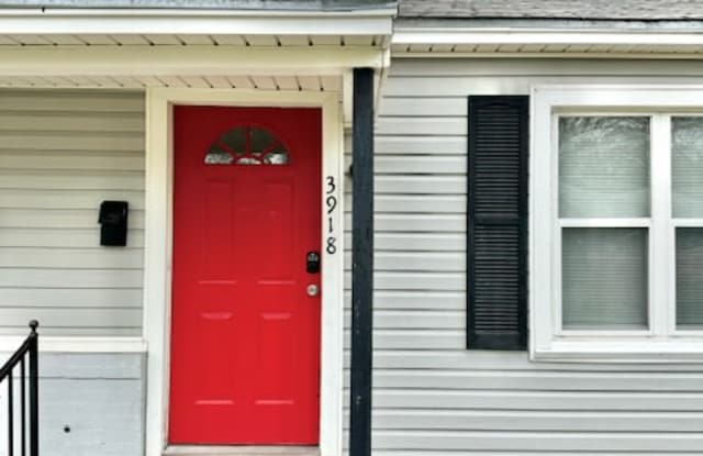 3916 Homan Avenue photos photos