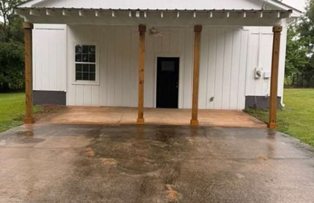 Charming 2 Bedroom, 1.5 Bath Home with Private Setting Available photos photos