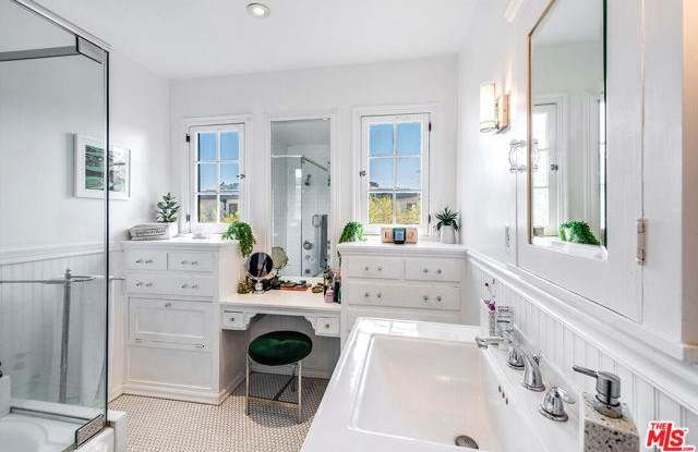 828 North Stanley Avenue photos photos