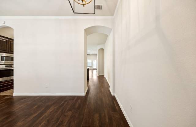 2317 Houston Drive Gallery 4
