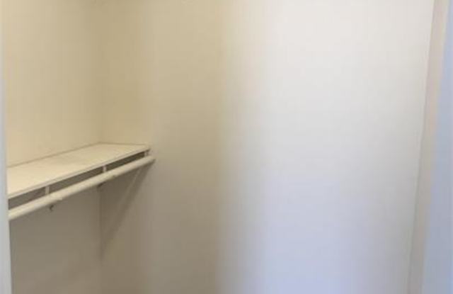 2224 Thornhill Road photos photos