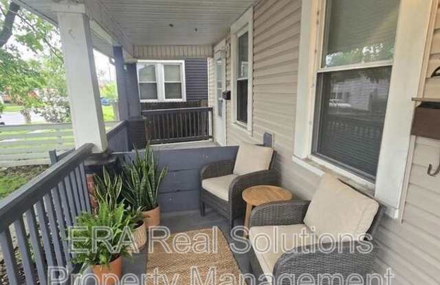 2557 Sullivant Ave photos photos