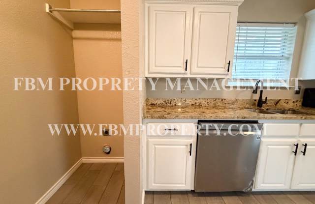 121 N 24th St, Unit 2 - Cozy 2 Bedroom, 1 Bathroom Duplex in Corsicana, TX! Gallery 4
