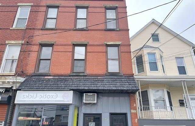 273 AVENUE C Gallery 2