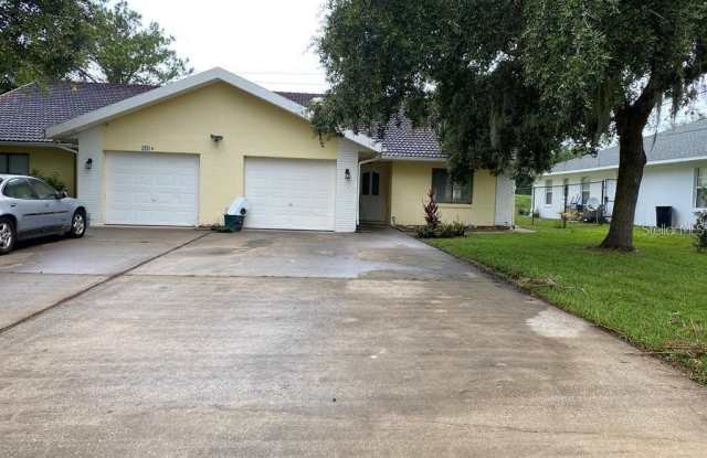 250 SE CORAL REEF CT. photos photos