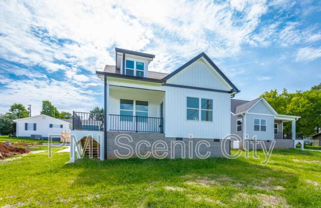 2631 Rogers Dr SE - 2631 Rogers Drive Southeast, Cleveland, TN 37323