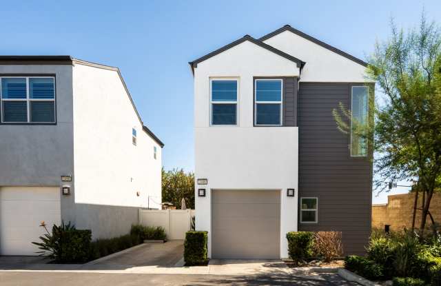 Resort Style Living at NUVO Parkside Gallery 1