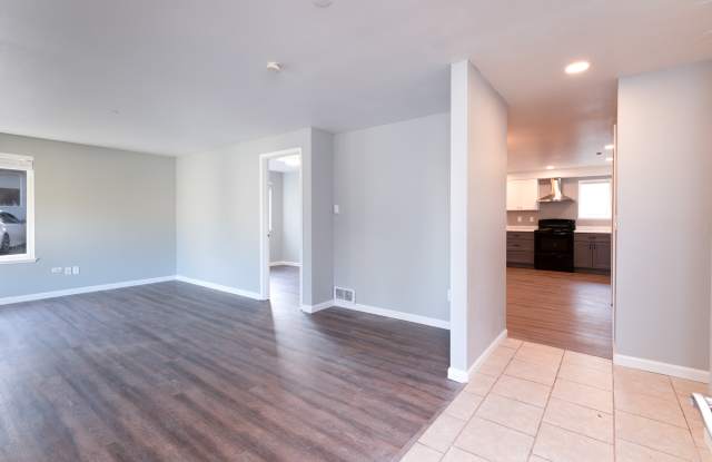14418 42nd Avenue South Gallery 4