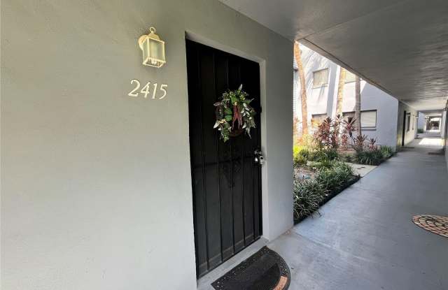 2415 OAK PARK WAY Gallery 3