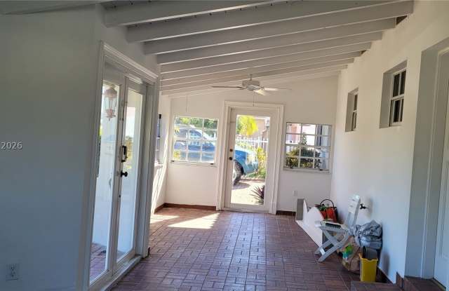 5200 SW 89th Pl Gallery 2