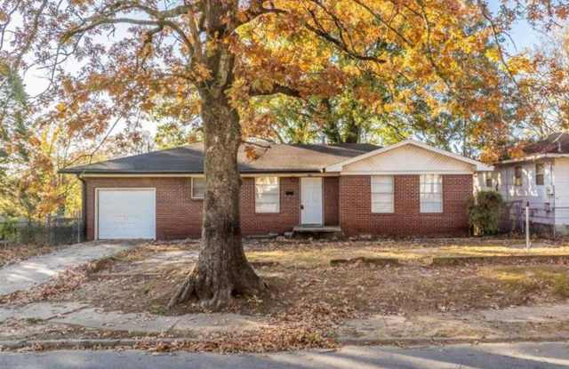 3615 W Capitol Ave, Little Rock AR 72205 - Nice all brick 4br 2ba a couple blocks from UAMS photos photos