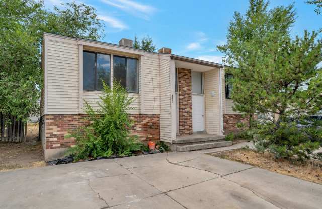 Spacious 2 Bedroom Duplex In West Valley City photos photos Spacious 2 Bedroom Duplex In West Valley City photos photos