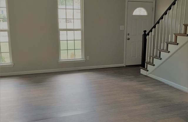 4304 Roswell Drive Gallery 2