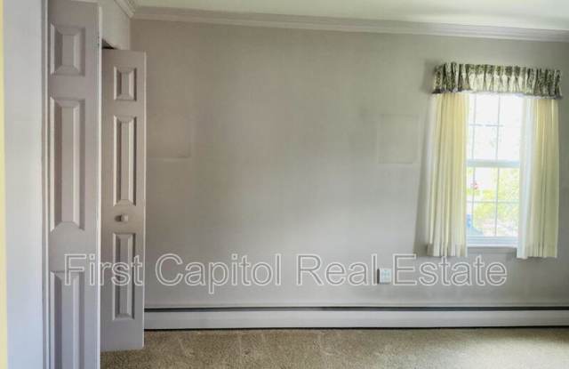 286 North Walnut Street photos photos