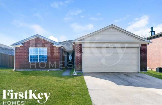 1525 Heritage Boulevard - 1525 Heritage Boulevard, Glenn Heights, TX 75154