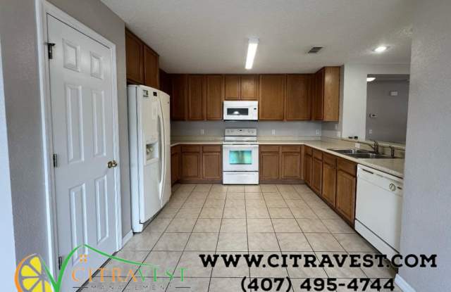 306 Salmon Ct Gallery 4