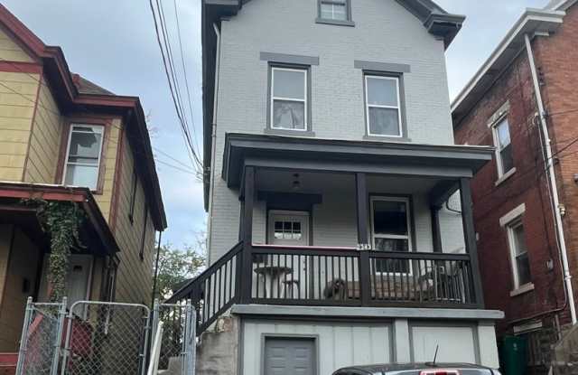 Five Bedroom Available for 26-27 School Year! photos photos