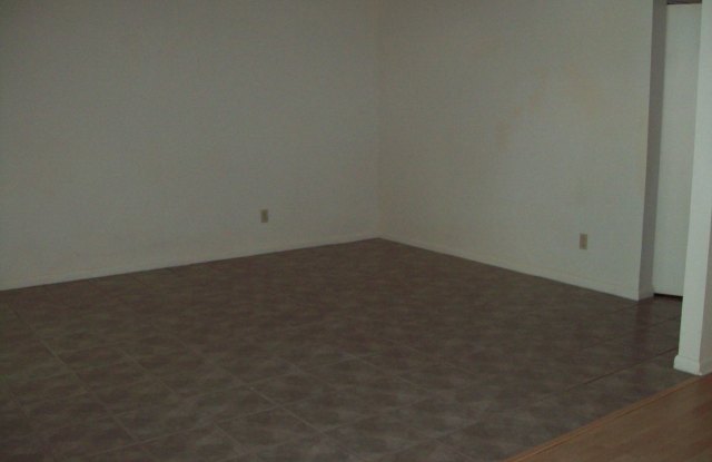 Southwood Villas - 670 Gallery 4