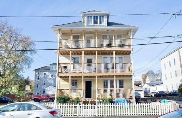 ****Woonsocket – Large Three Bed - $1,800**** photos photos ****Woonsocket – Large Three Bed - $1,800**** photos photos