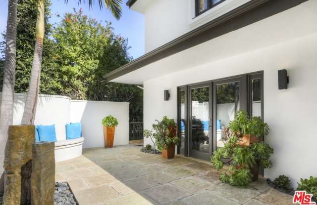 2154 Sunset Crest Dr Gallery 2