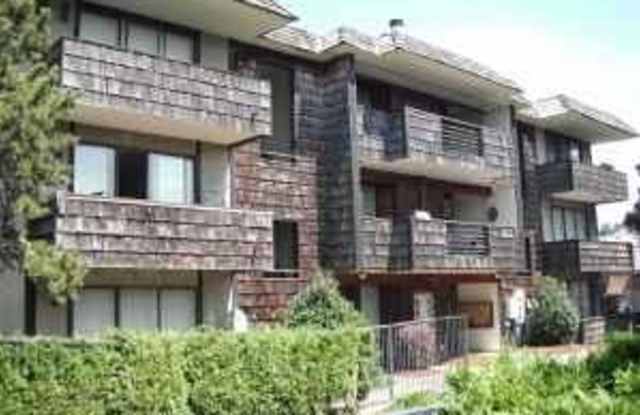6123 SW Stevens St - 6123 Southwest Stevens Street, Seattle, WA 98116