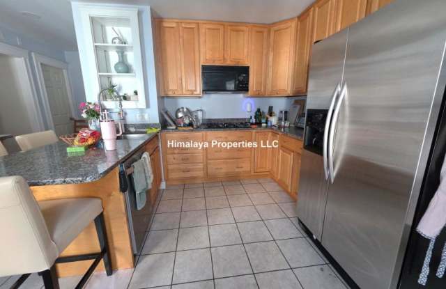 25 Saint Clements Rd. Gallery 1