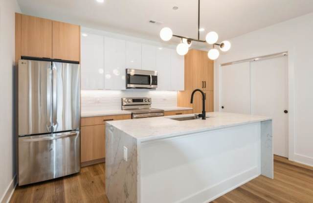 1435-40 West Fillmore St. photos photos