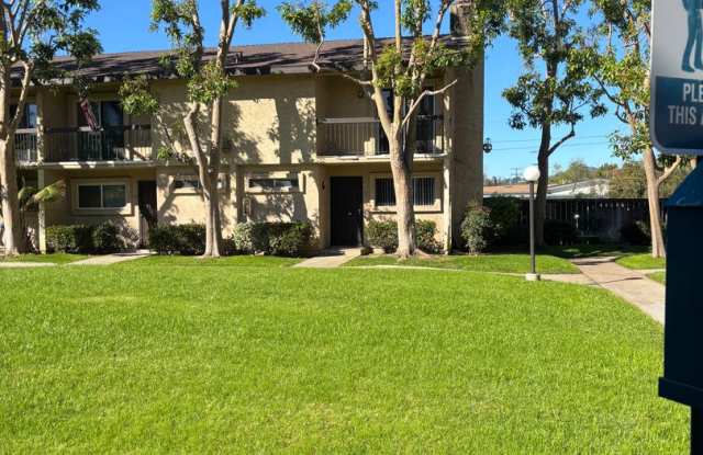 2 Bedroom, 1.5 Bathroom Condo in El Cajon photos photos