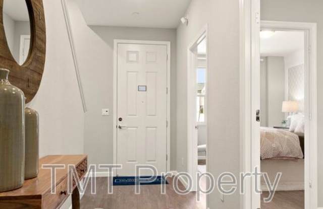 4435 Rhone Walk Gallery 4