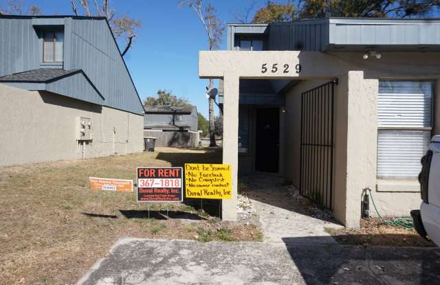 2 Bedroom 2 bathroom Townhome near NAS photos photos