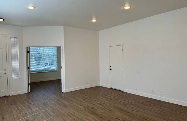 Newly Remodeled Home in Damonte Ranch Gallery 4