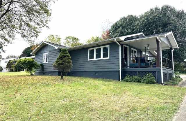 116 Third Street - 116 3rd Street, Franklin, NC 28734