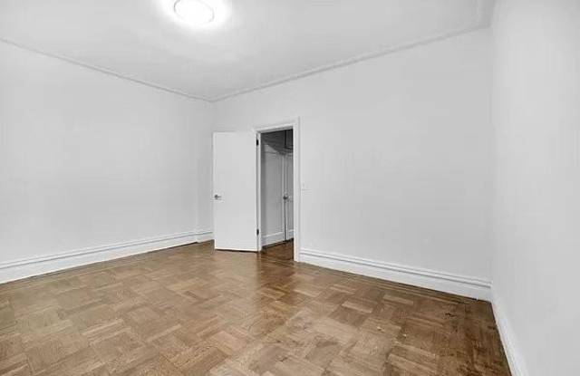 206 W 104th St - 206 West 104th Street, New York City, NY 10025