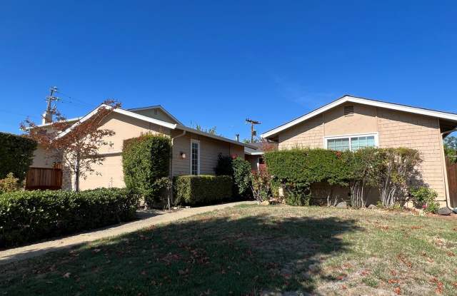 Spacious 3 Bedroom 2 Bath Home in Almaden! Gallery 1