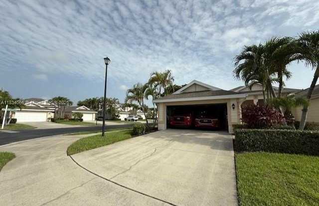 4291 Avian Avenue photos photos