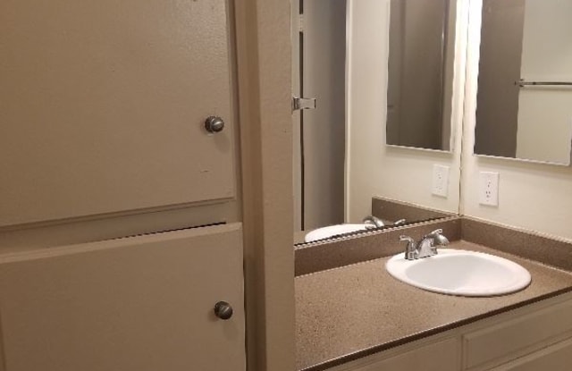 2841 E Lincoln Ave - 2841 East Lincoln Avenue, Anaheim, CA 92806