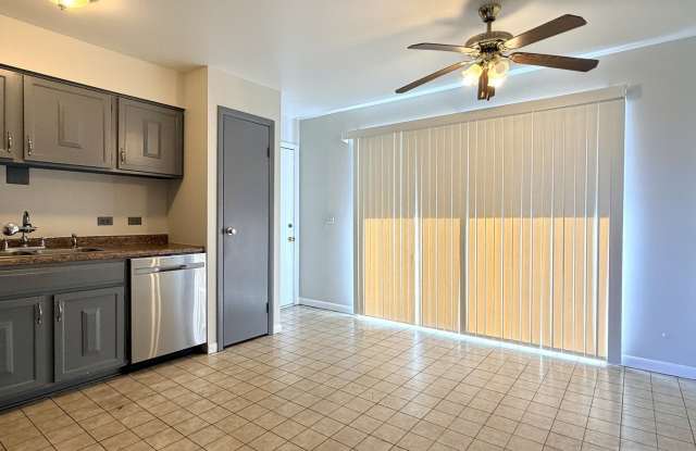 1452 Carol Court Gallery 3