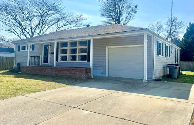 Beautifully Updated Ranch Home photos photos