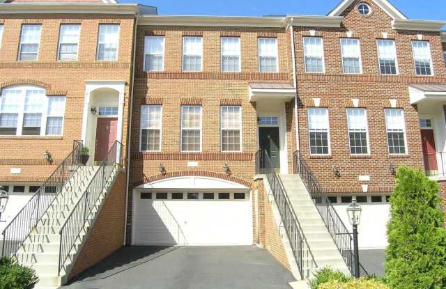 41898 CINNABAR Square photos photos