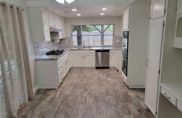 10651 Baton Rouge Place Gallery 4