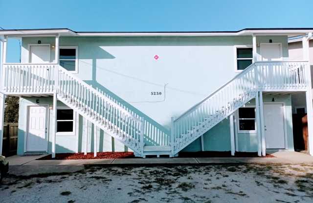 5230 Beach Dr - 5230 Beach Drive, Lower Grand Lagoon, FL 32408