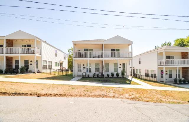 1618 South Duncan Avenue - 2 Gallery 2