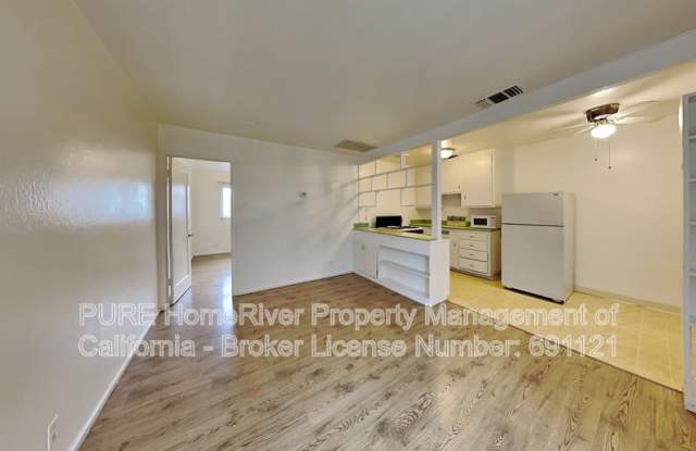 2957 Howe Ave Gallery 1