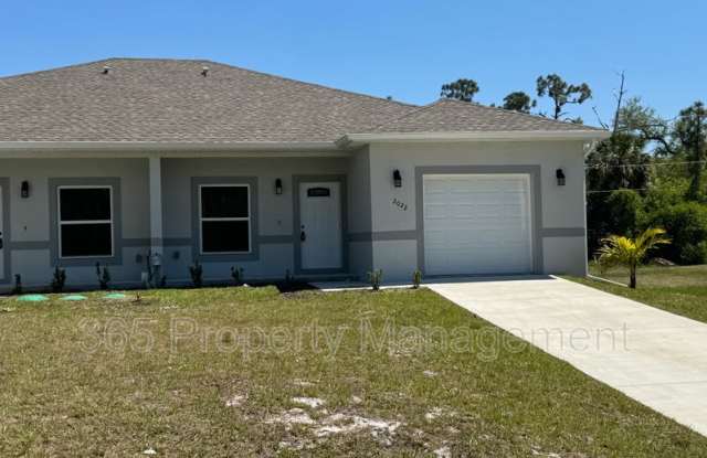 2022 Dorion Street photos photos