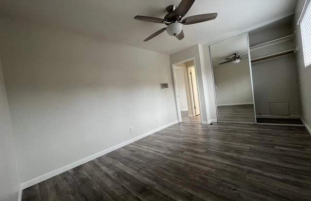 215 Castillo St Apt 6 photos photos