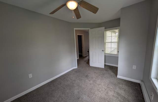 3011 Pittston Avenue photos photos