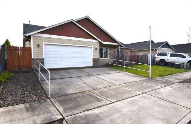 Gorgeous ground level accessible home. photos photos